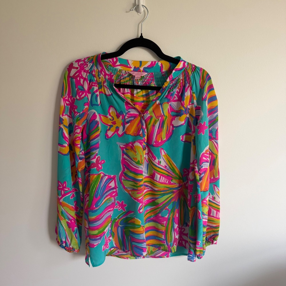 Lilly Pulitzer Elsa Silk Top XS Pink Teal Tropical Floral Smocked Blouse Long Sl